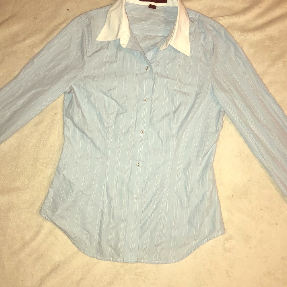 Express long sleeve bottom down shirt